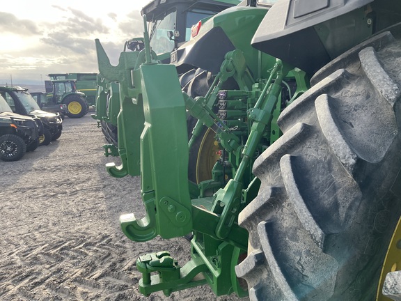 2023 John Deere 8R 370 Tractor