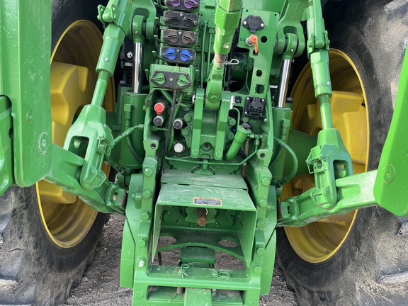 2023 John Deere 8R 370 Tractor