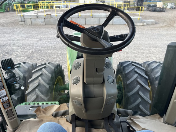 2023 John Deere 8R 370 Tractor