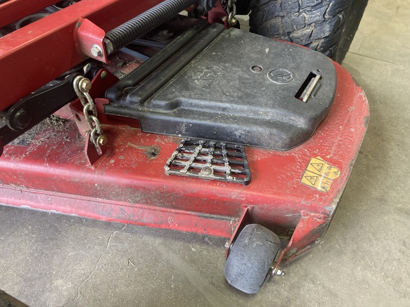 2019 Toro 2000 Series Mower/Zero Turn