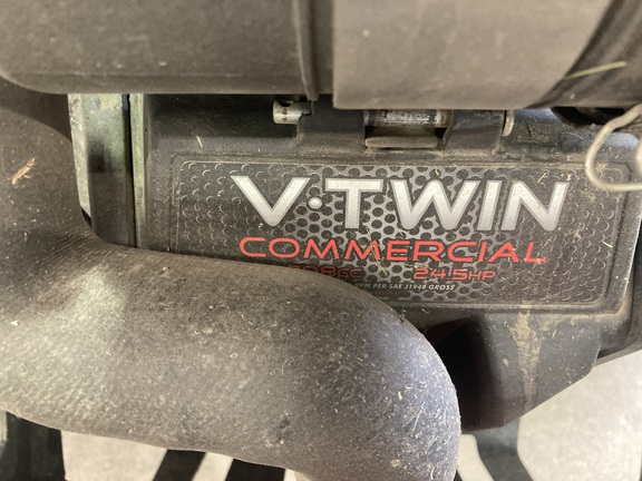 2019 Toro 2000 Series Mower/Zero Turn