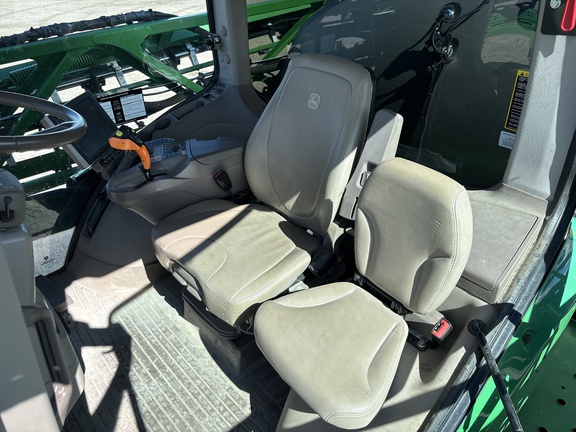 2020 John Deere R4044 Sprayer/High Clearance