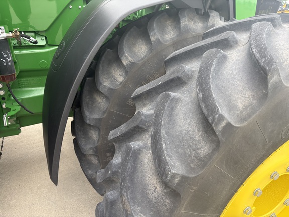 2024 John Deere 8R 370 Tractor
