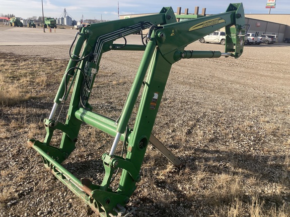 2010 John Deere 563 Loader