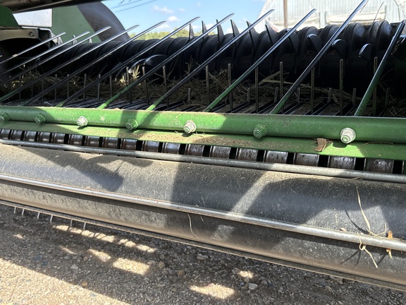 2019 John Deere 560M Baler/Round