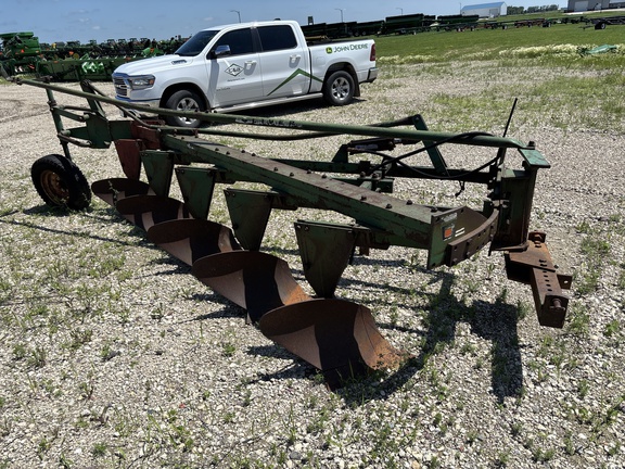 Oliver 5 BOTTOM Plow