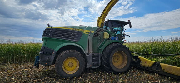 2023 John Deere 9900 Forage Harvester