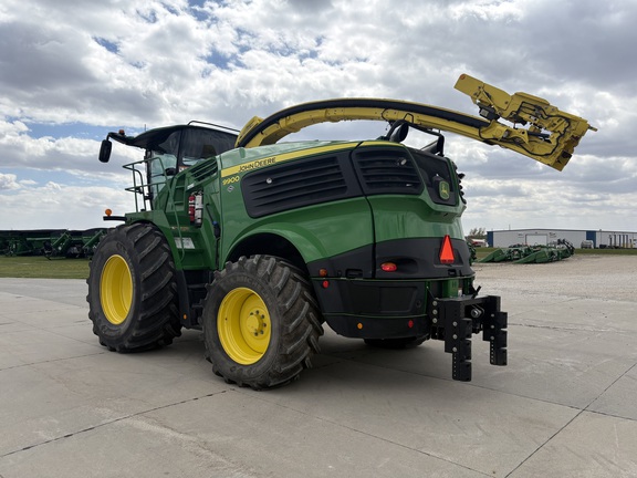2023 John Deere 9900 Forage Harvester