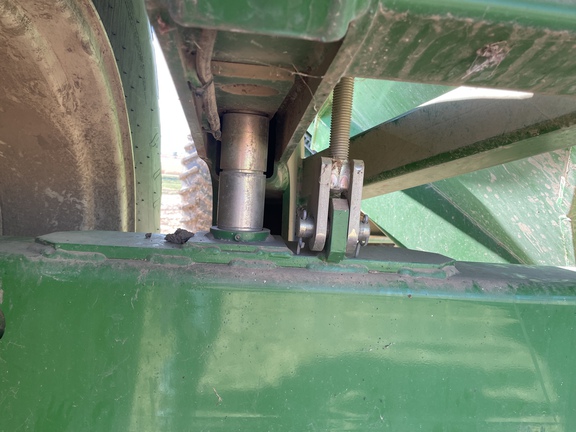 2010 Brent 782 Grain Cart