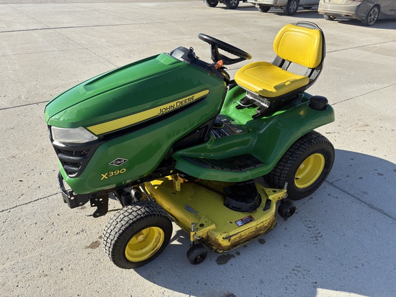 2020 John Deere X390 Garden Tractor