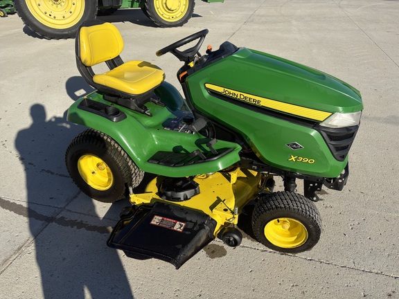 2020 John Deere X390 Garden Tractor