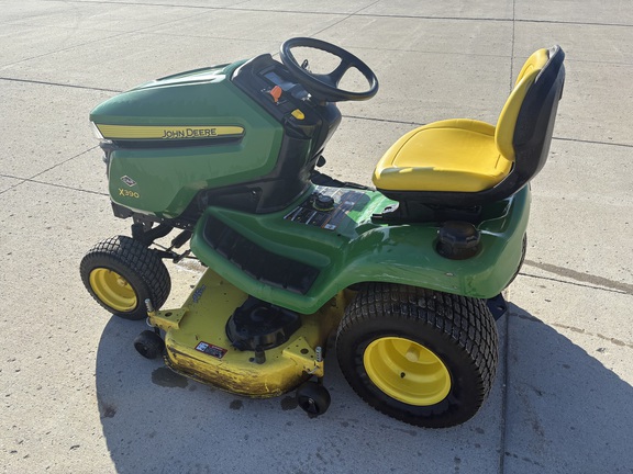 2020 John Deere X390 Garden Tractor