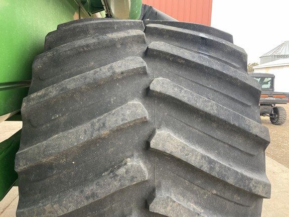 2020 Brent V1300 Grain Cart