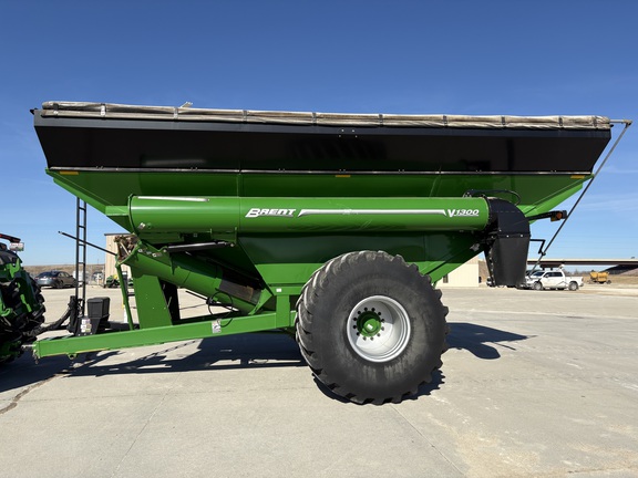 2020 Brent V1300 Grain Cart