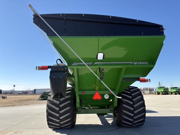 2020 Brent V1300 Grain Cart