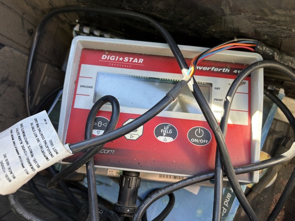 2020 Brent V1300 Grain Cart