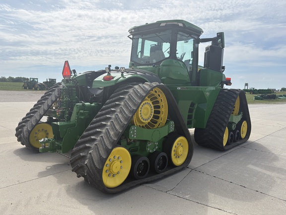 2025 John Deere 9RX 590 Tractor Rubber Track