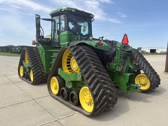 2025 John Deere 9RX 590 Tractor Rubber Track