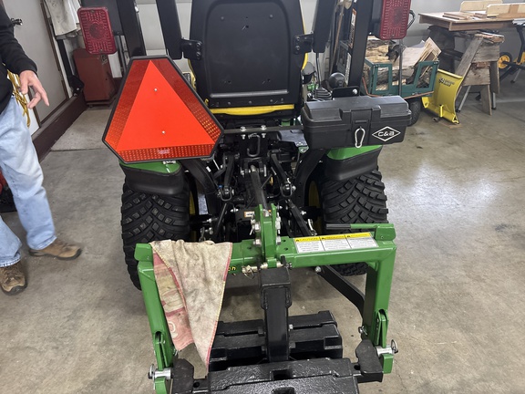 2021 John Deere 1025R Tractor Compact