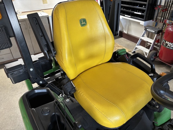 2021 John Deere 1025R Tractor Compact