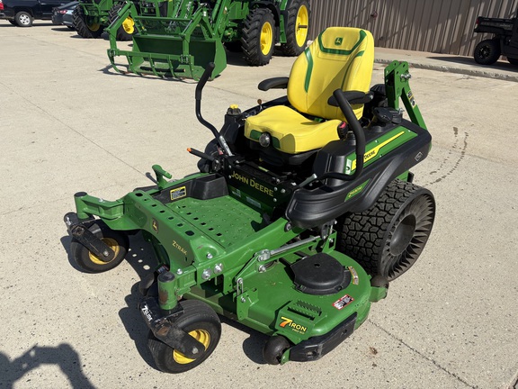 2024 John Deere Z930M Mower/Zero Turn