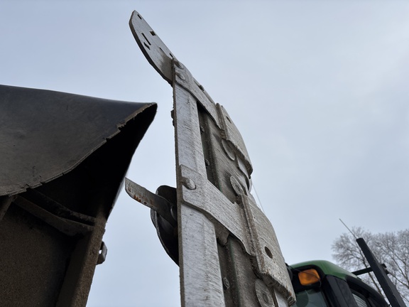 2023 John Deere R280 Mower