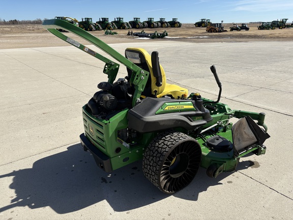 2022 John Deere Z950R Mower/Zero Turn