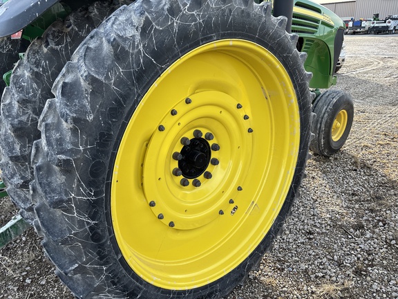 2006 John Deere 7720 Tractor