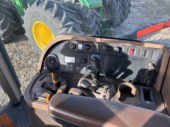 2006 John Deere 7720 Tractor