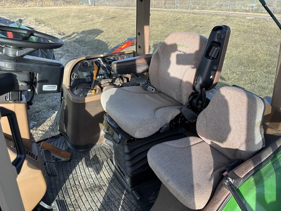 2006 John Deere 7720 Tractor