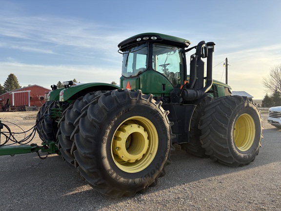 2012 John Deere 9560R Tractor 4WD