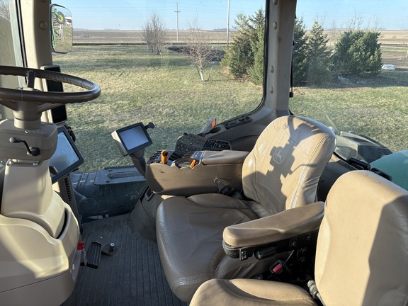 2012 John Deere 9560R Tractor 4WD