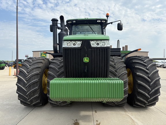 2012 John Deere 9560R Tractor 4WD