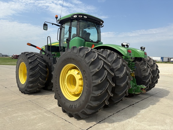 2012 John Deere 9560R Tractor 4WD