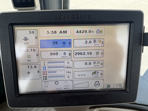 2012 John Deere 9560R Tractor 4WD