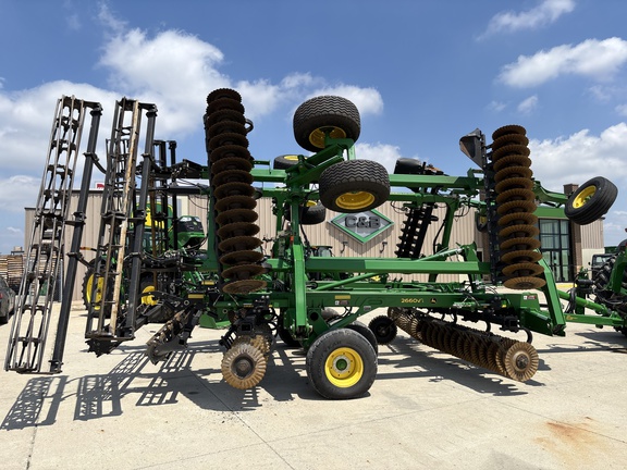 2022 John Deere 2660VT Misc
