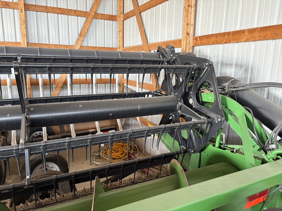 2004 John Deere 630F Header Combine