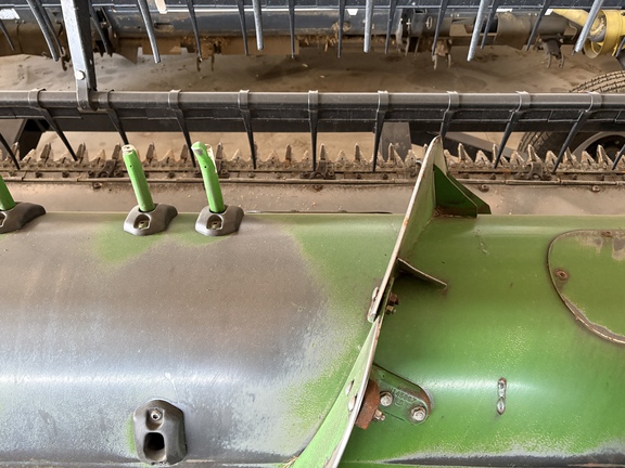 2004 John Deere 630F Header Combine