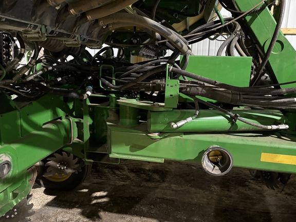 2024 John Deere 1775NT Planter