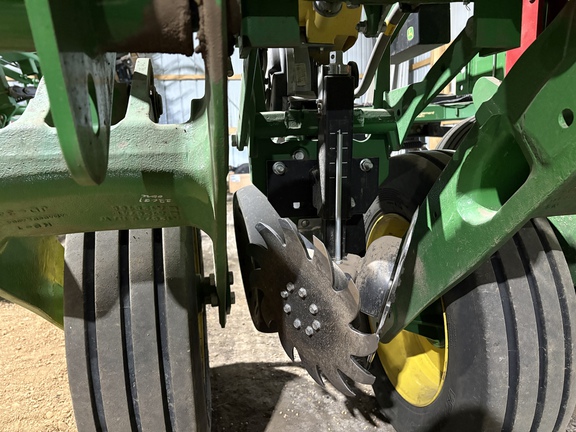 2024 John Deere 1775NT Planter