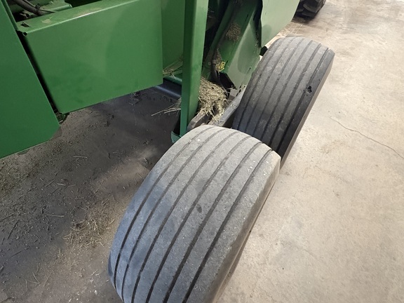 2012 John Deere 568 Baler/Round