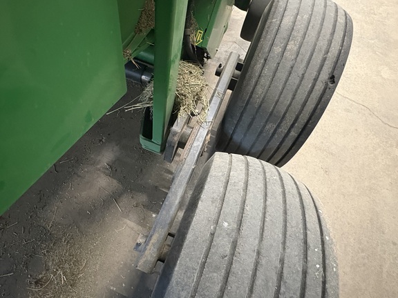 2012 John Deere 568 Baler/Round