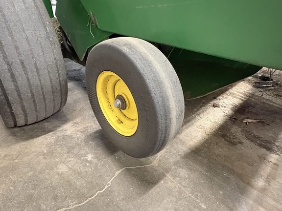 2012 John Deere 568 Baler/Round