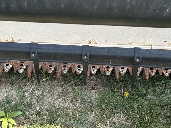 2010 John Deere 635F Header Combine