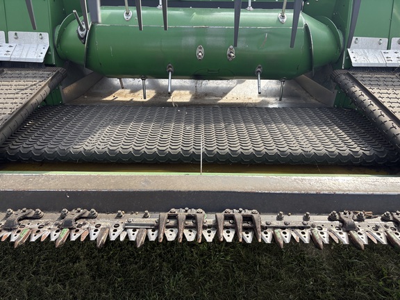 2023 John Deere RD40F Header Combine