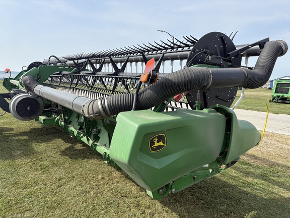 2023 John Deere RD40F Header Combine