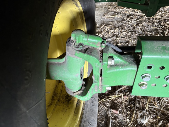 2012 John Deere S670 Combine