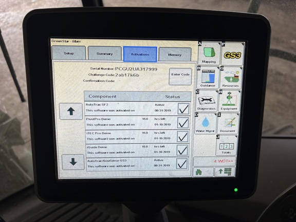 2012 John Deere S670 Combine