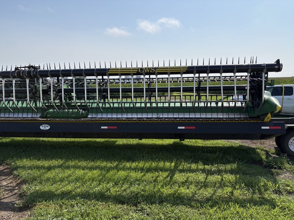 2023 John Deere RD40F Header Combine
