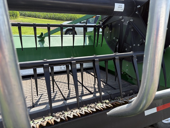 2023 John Deere RD40F Header Combine